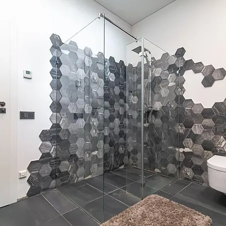 Апартаменты Stylish In Center